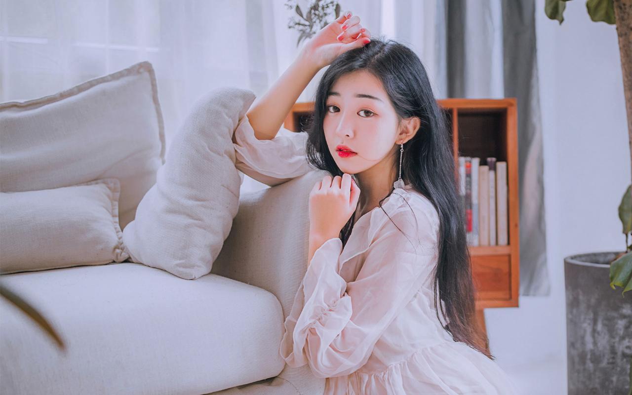 韩正会见国际展览局秘书长科肯切斯